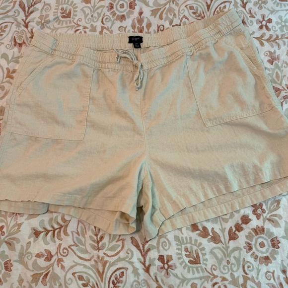 3 pairs of shorts - Picture 3 of 5